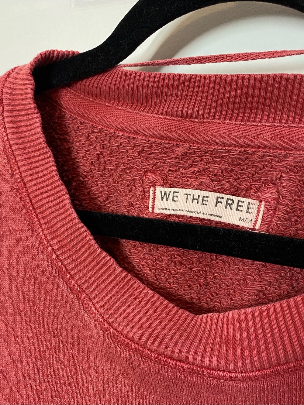 Free People Boxy Raw-Edge Pullover Sweatshirt in Dusty Rose size Medium - Picture 3 of 5